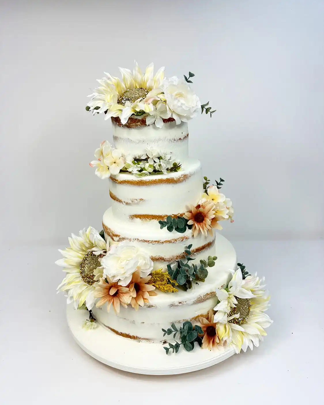 Pretty naked cake ….. 

#cake #cakes #birthdaycake #birthdaycakes #customcake #customcake #customcakes #weddingcake #weddingcakes #bestcakes#edibleart #fondant #fondantcakes  #nakedcake #nakedweddingcake #rudticweddingcake #anaheimhillscountryclubwedding