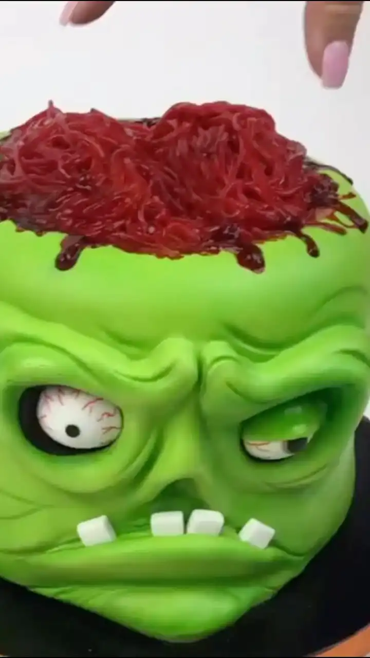 It’s time to order your Halloween treats!! Visit our online shop now!! 🎃👻